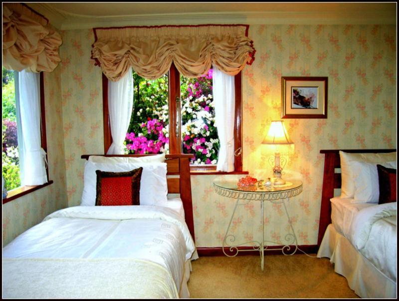 Mcauley Glen Boutique B&B Портобелло Экстерьер фото
