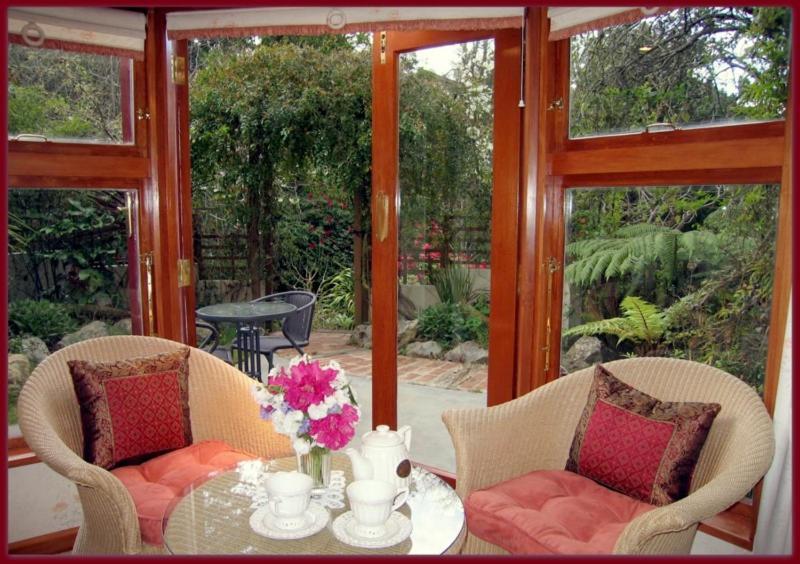 Mcauley Glen Boutique B&B Портобелло Экстерьер фото